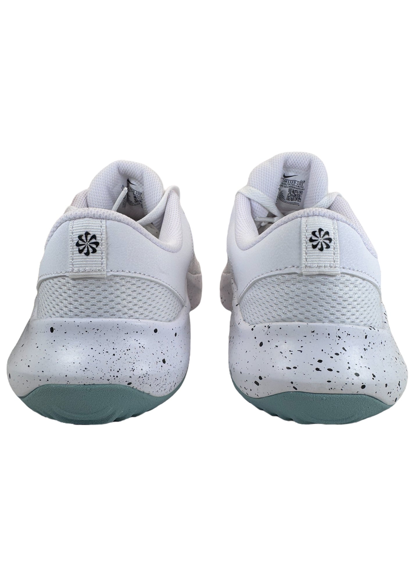 Nike Legend Essential 3 Next Nature