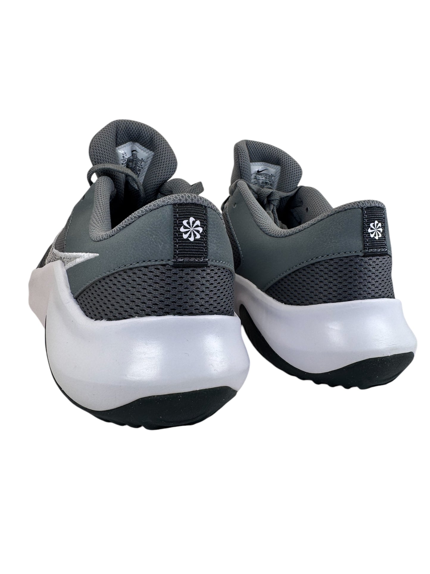 El Nike Legend Essential 3 Next Nature