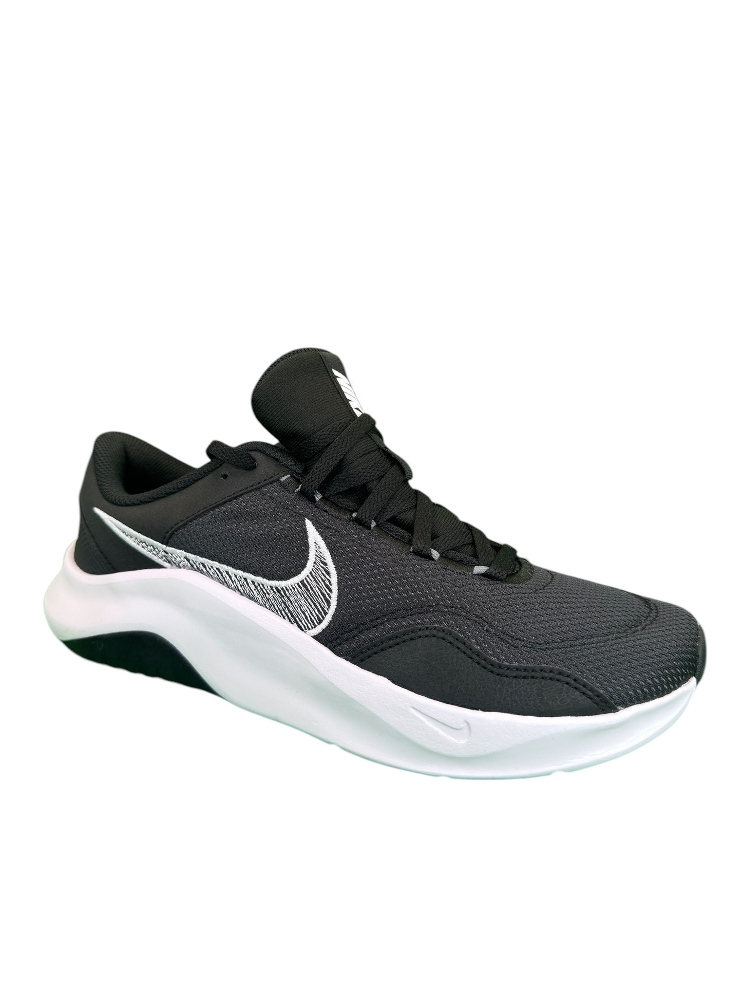 Nike Legend Essential 3 NN - Running & Training Shoes