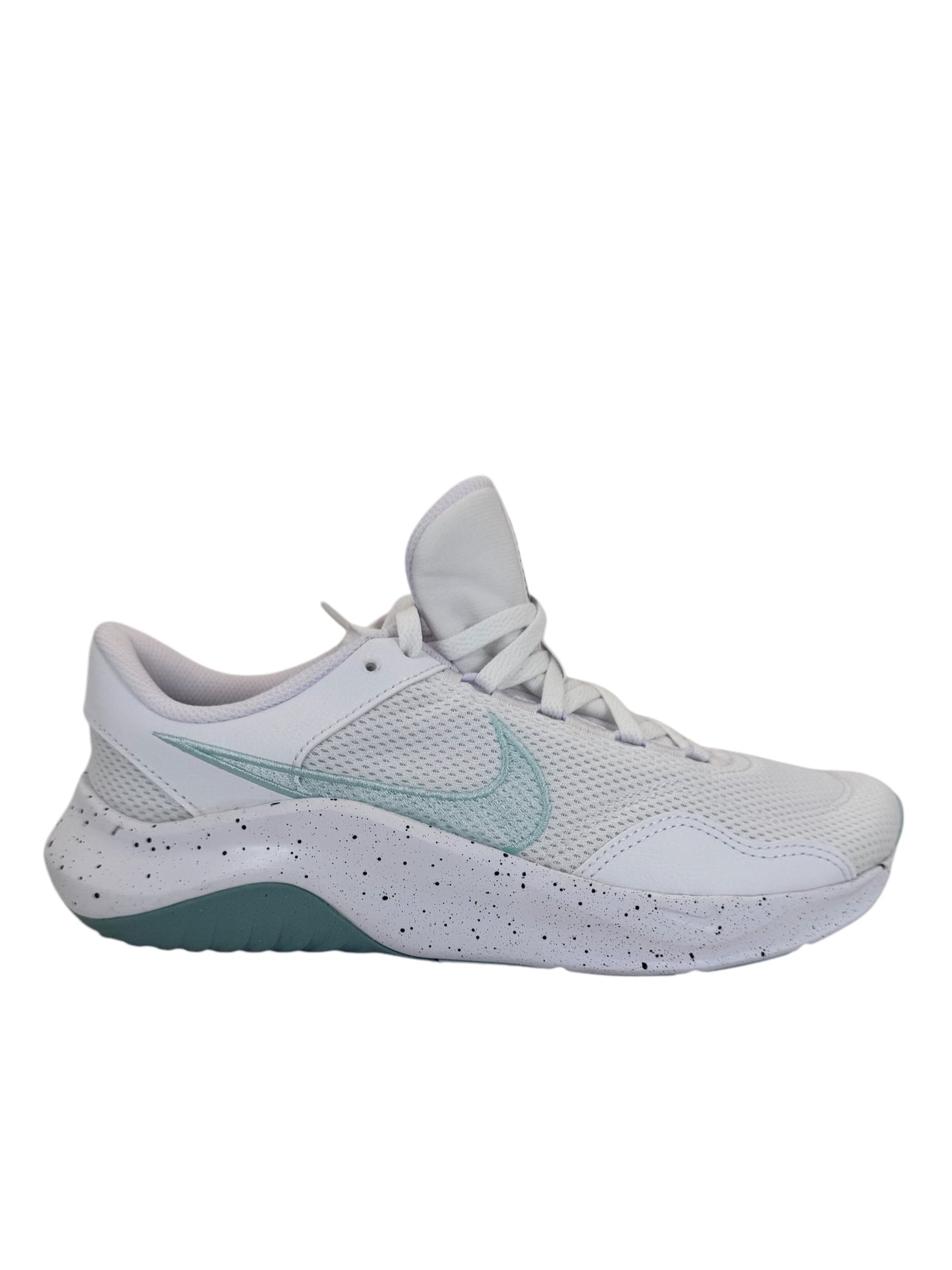 Nike Legend Essential 3